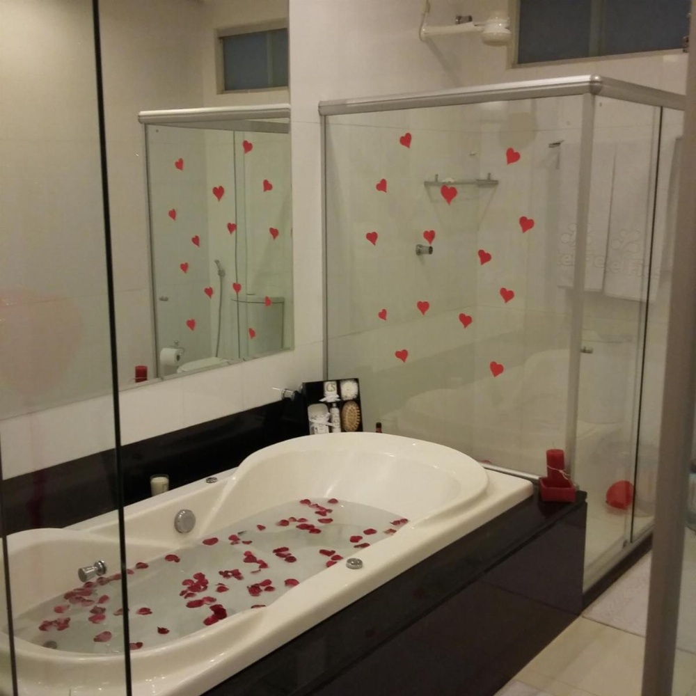 Room image 4